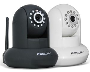 Foscam FI8910w or FI8921w